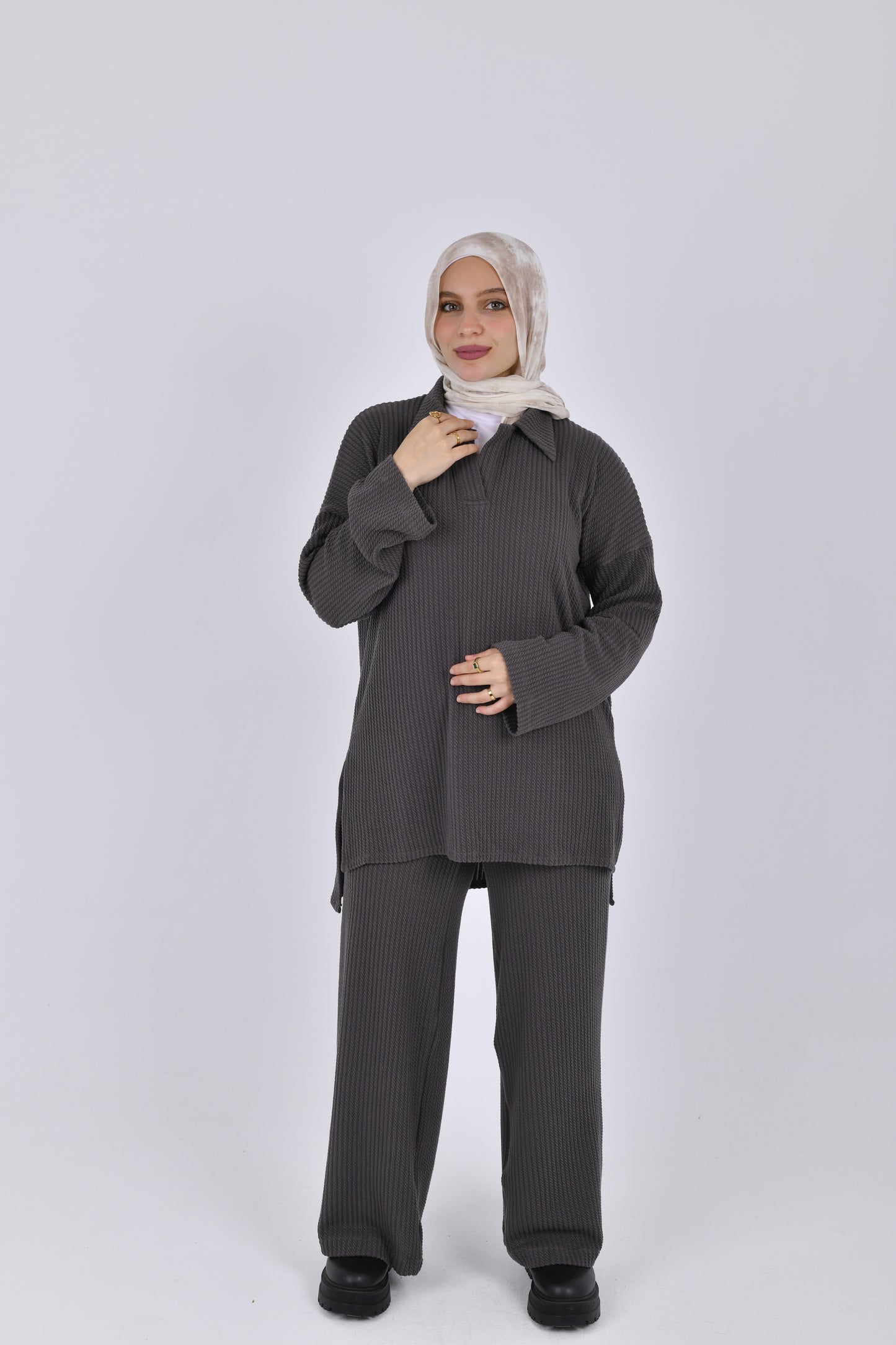 Tricot Set in Grey